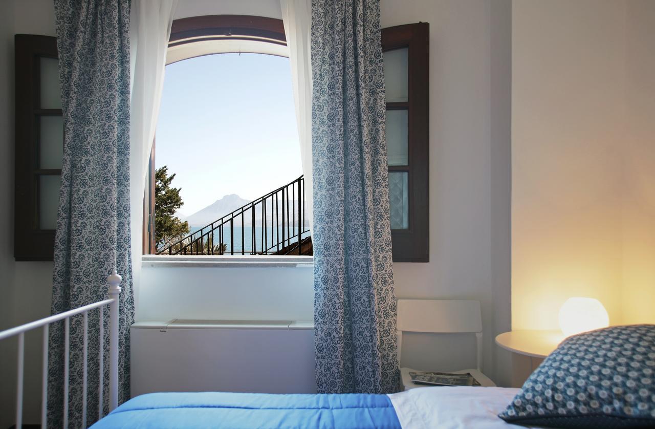 Residenza Terrazze Sul Mare Bed and Breakfast Santa Flavia Εξωτερικό φωτογραφία